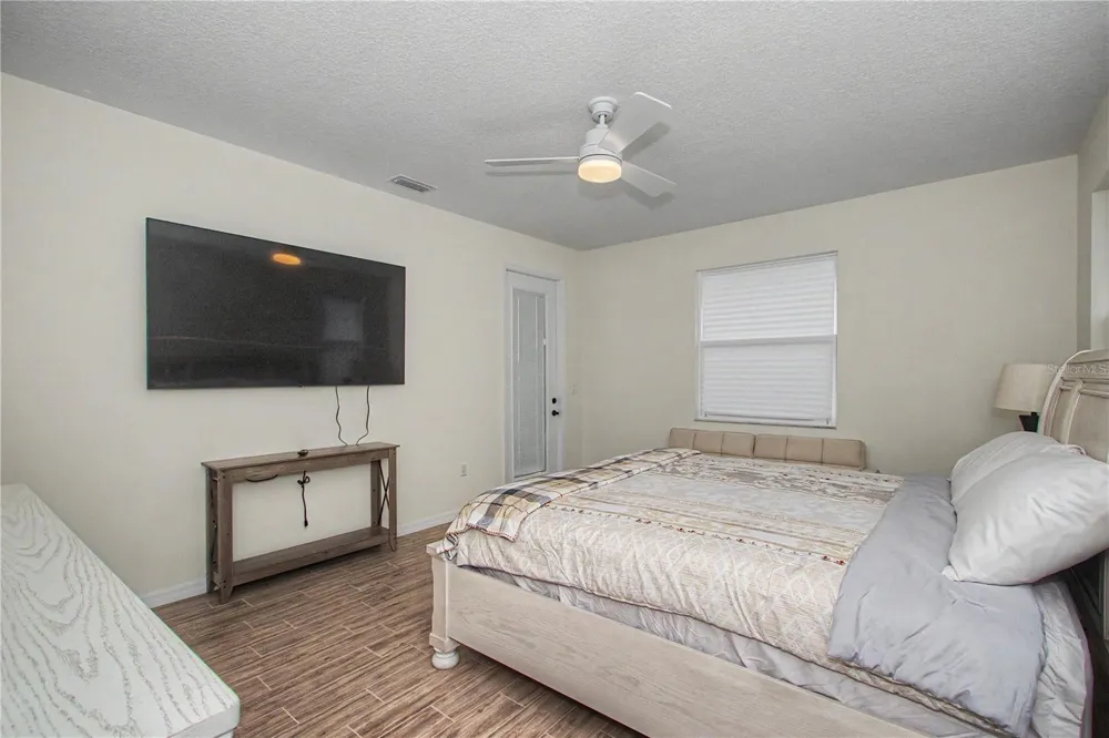 1916 NW 80TH STREET ocala, FL 34475