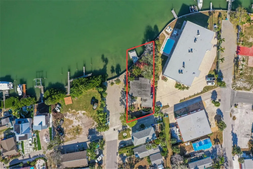 11921 LAGOON LANE Treasure Island, FL 33706