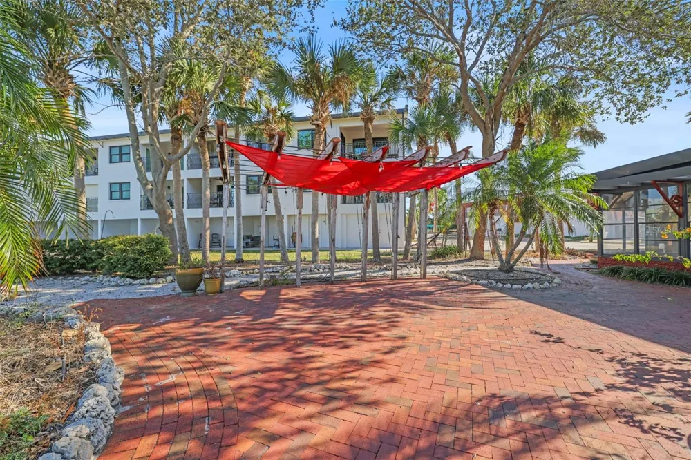 11921 LAGOON LANE Treasure Island, FL 33706