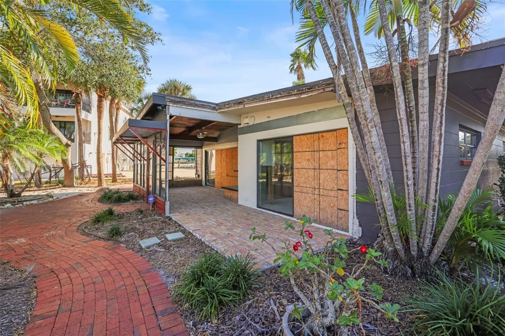 11921 LAGOON LANE Treasure Island, FL 33706