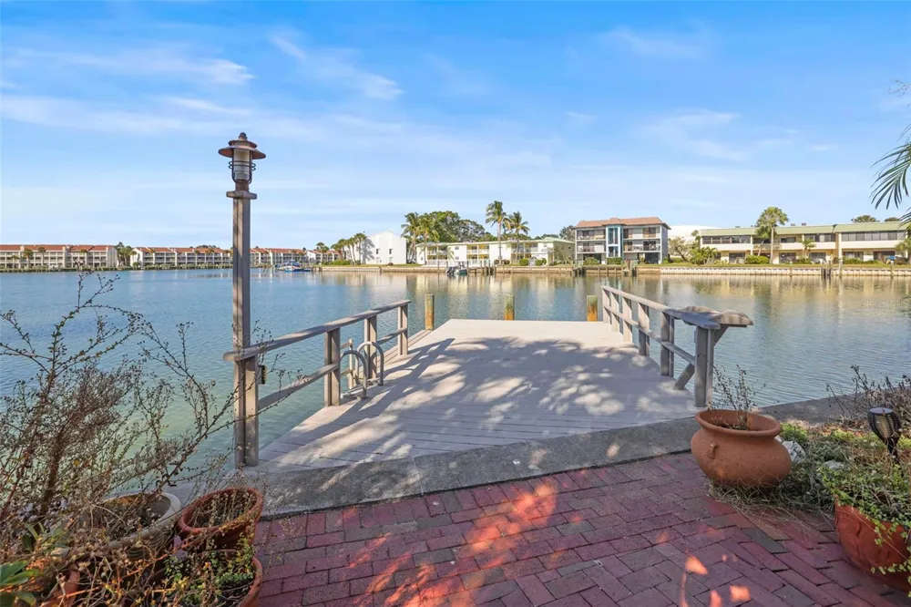 11921 LAGOON LANE Treasure Island, FL 33706