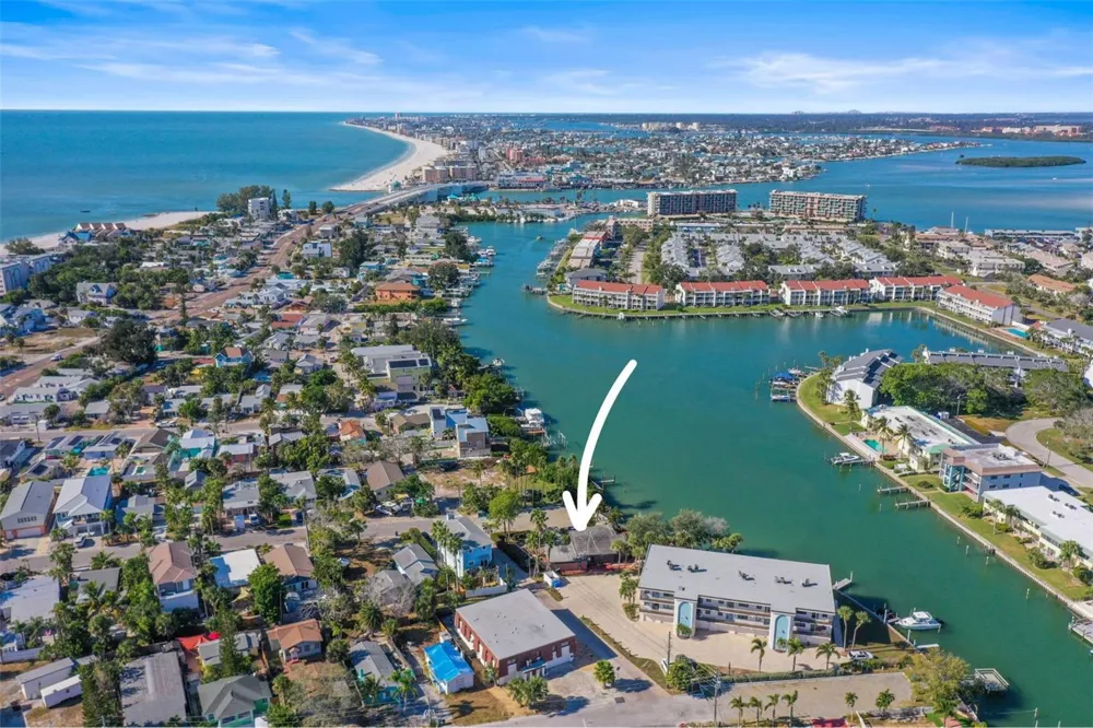11921 LAGOON LANE Treasure Island, FL 33706