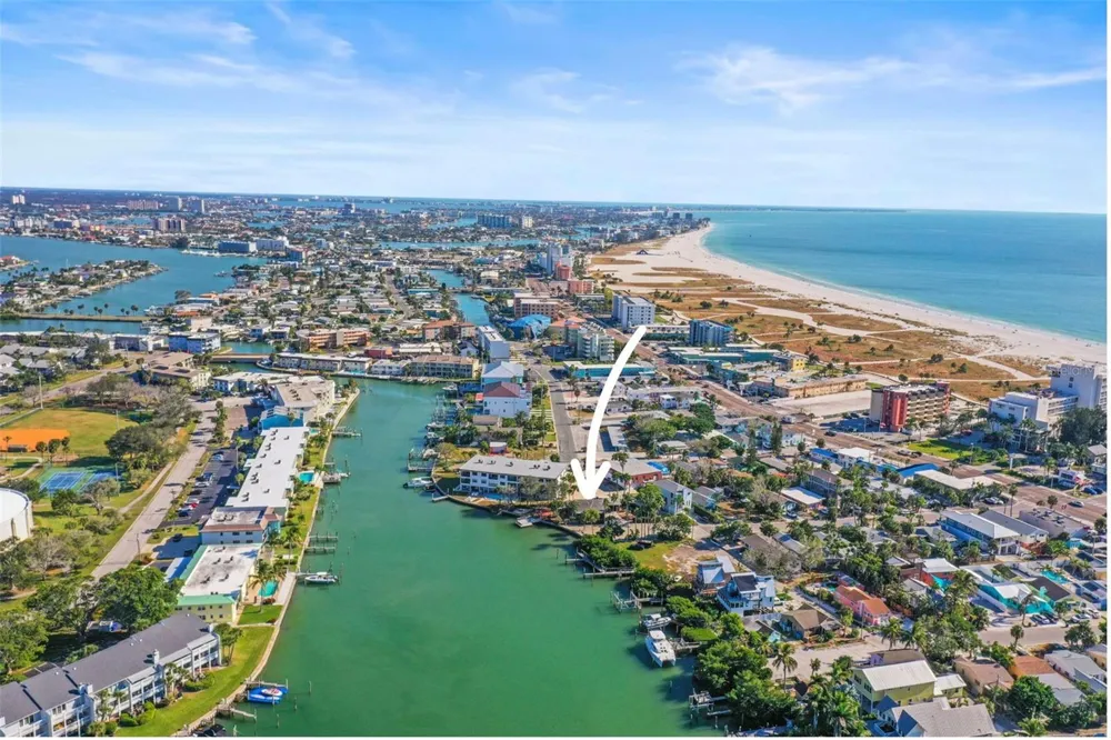 11921 LAGOON LANE Treasure Island, FL 33706