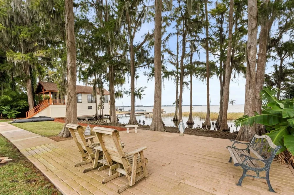 4345 CORLEY ISLAND ROAD Leesburg, FL 34748
