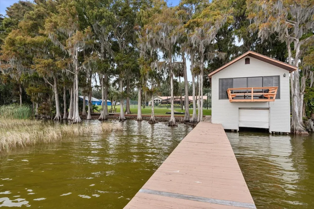 4345 CORLEY ISLAND ROAD Leesburg, FL 34748