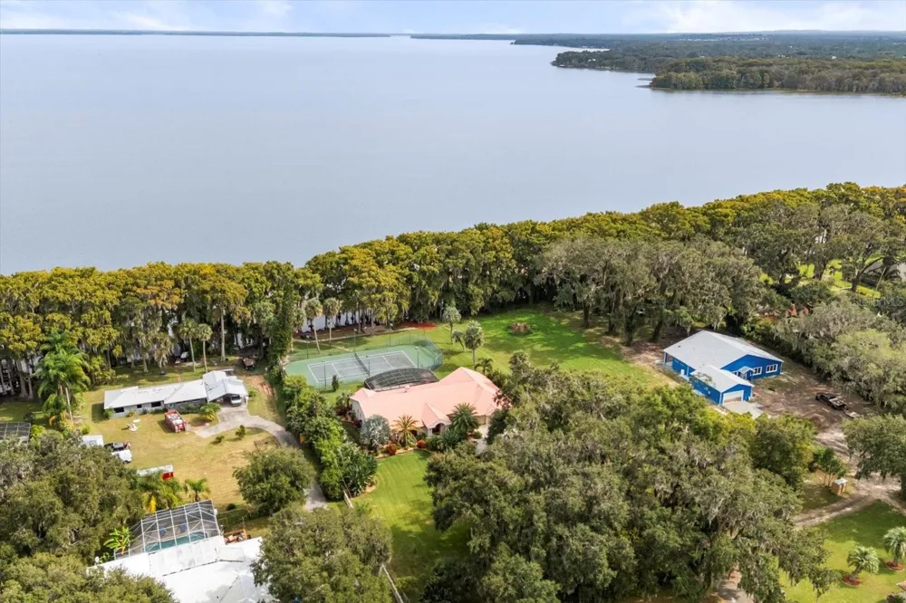 4345 CORLEY ISLAND ROAD Leesburg, FL 34748