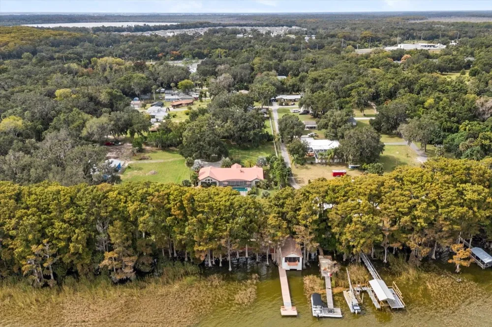 4345 CORLEY ISLAND ROAD Leesburg, FL 34748
