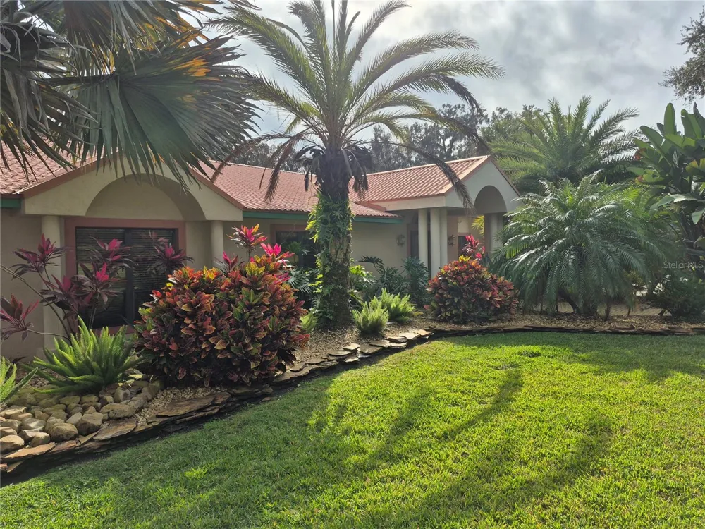 4345 CORLEY ISLAND ROAD Leesburg, FL 34748