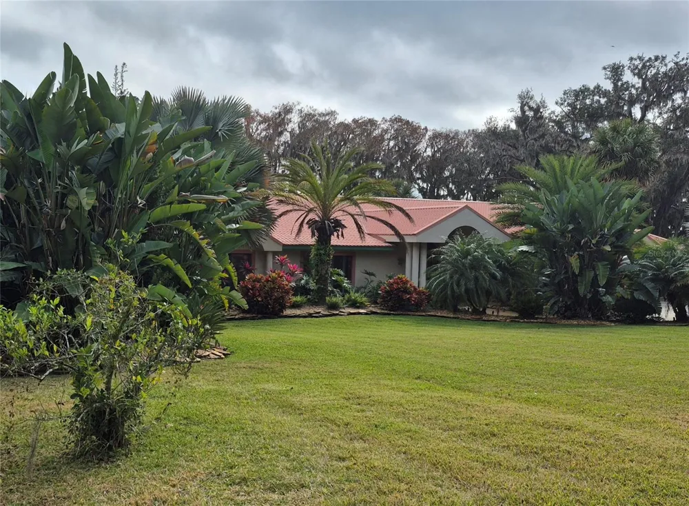 4345 CORLEY ISLAND ROAD Leesburg, FL 34748