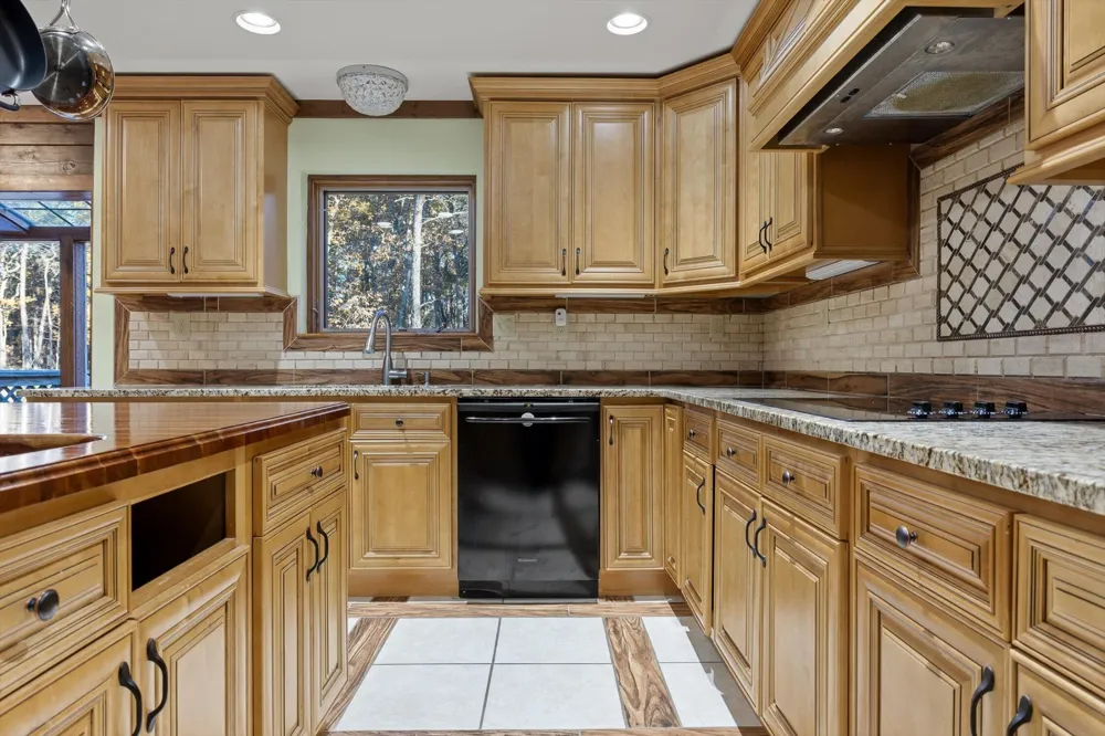 504 Wolf Run Cloudland, GA 30731