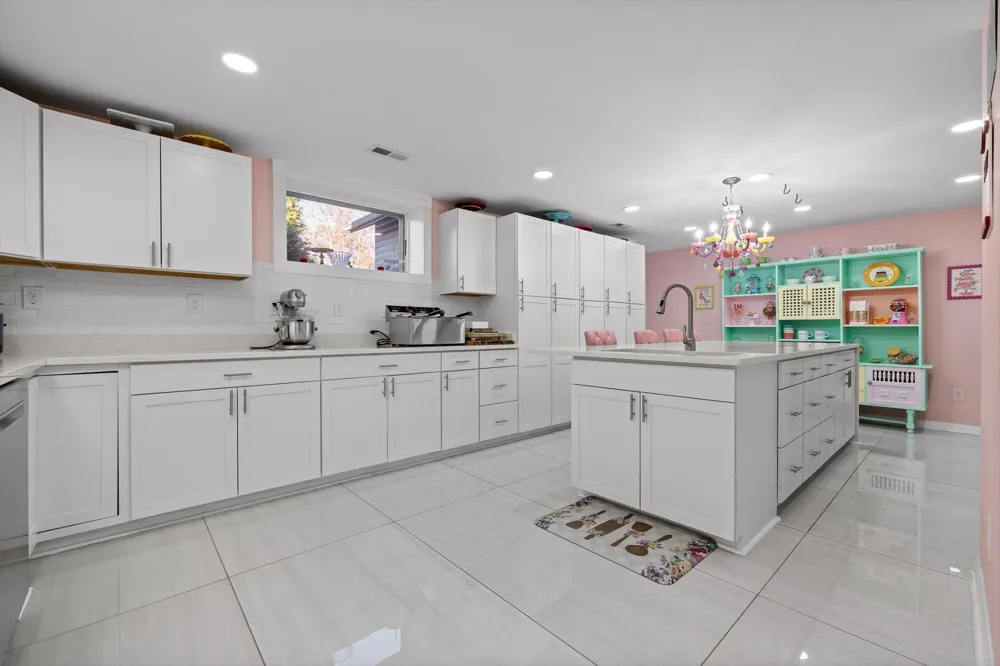 504 Wolf Run Cloudland, GA 30731