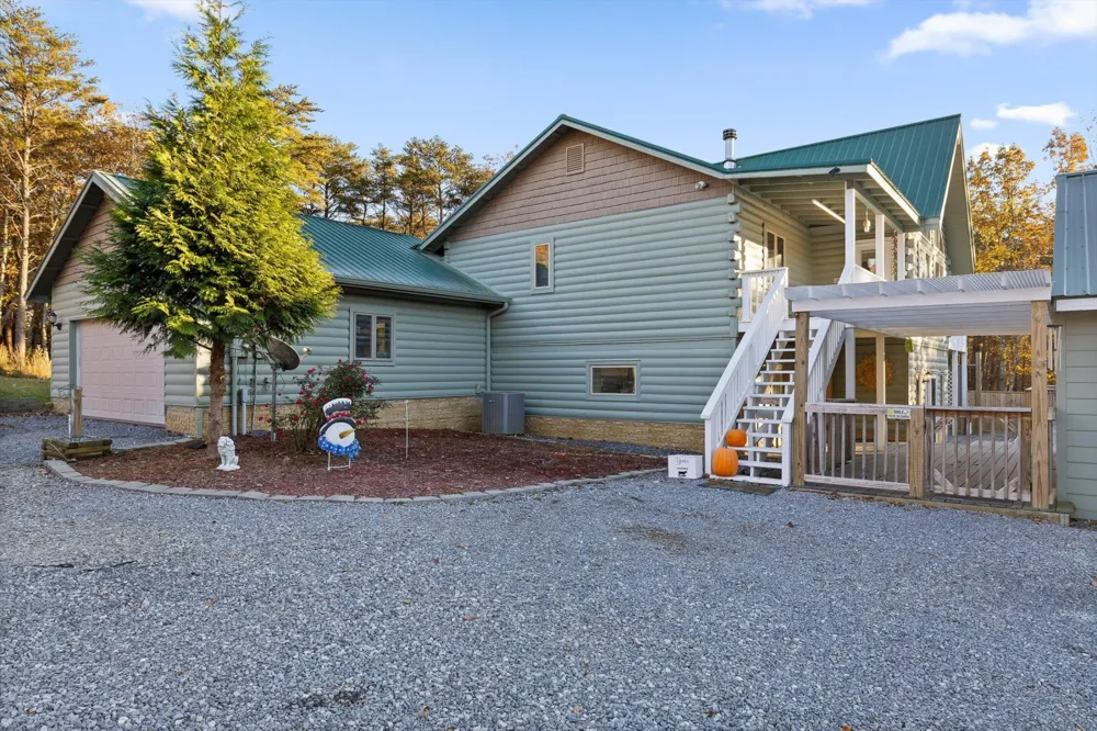 504 Wolf Run Cloudland, GA 30731