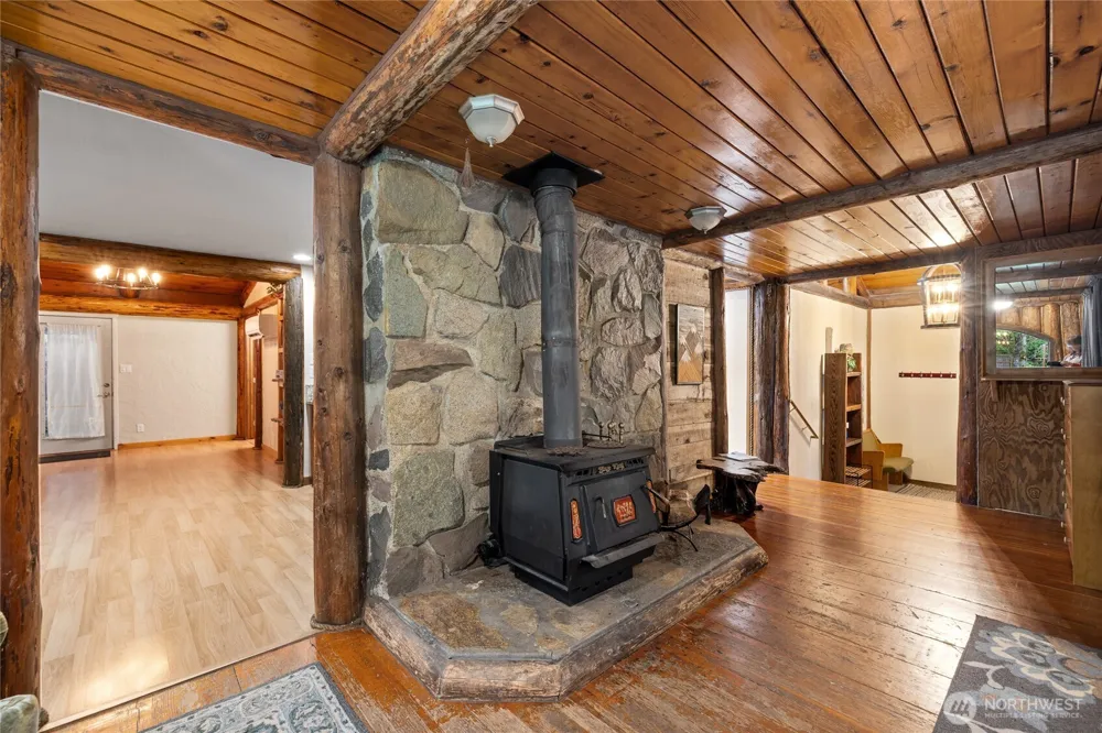 34509 State Route 706 Ashford, WA 98304