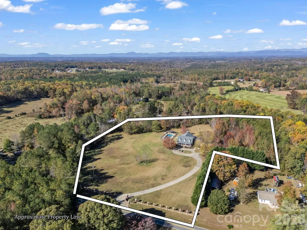 1102 S Mountain Road Bostic, NC 28018