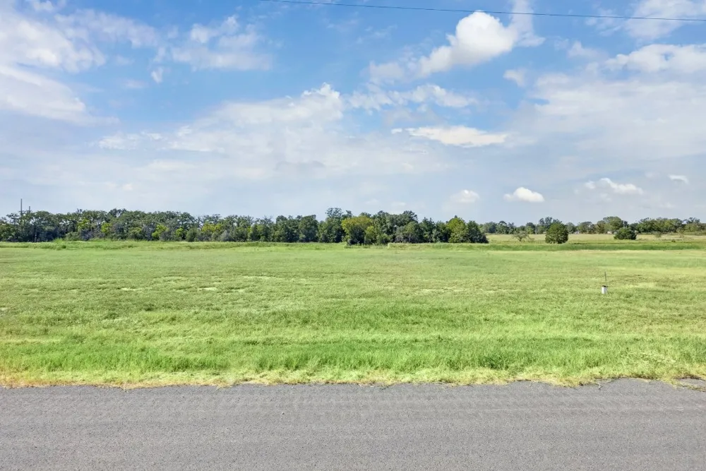 105 Nyala Lane Rosanky, TX 78616