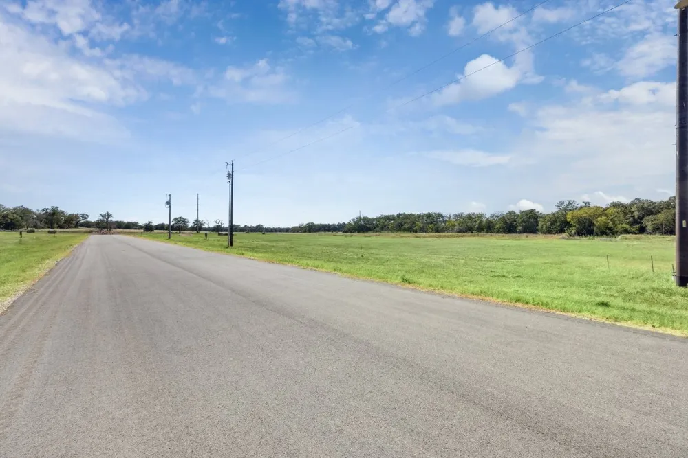 105 Nyala Lane Rosanky, TX 78616