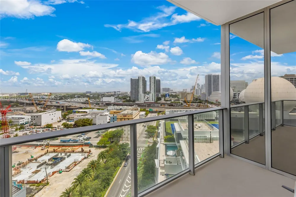 851 NE 1st Ave #1202 Miami, FL 33132