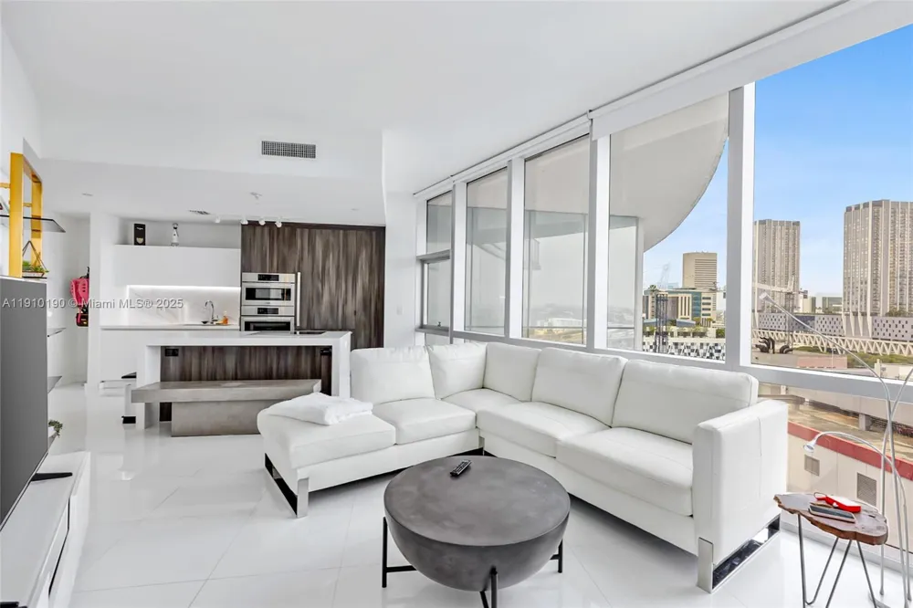 851 NE 1st Ave #1202 Miami, FL 33132