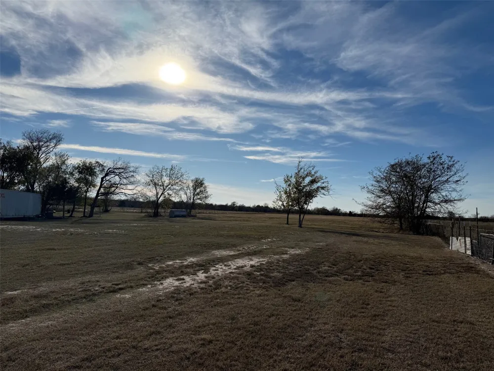 564 County Road 3201 Campbell, TX 75422