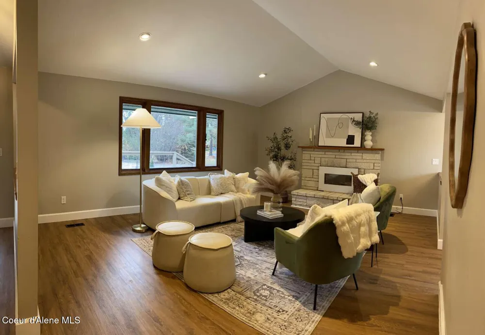 27603 Cottonwood Road Chattaroy, WA 99003