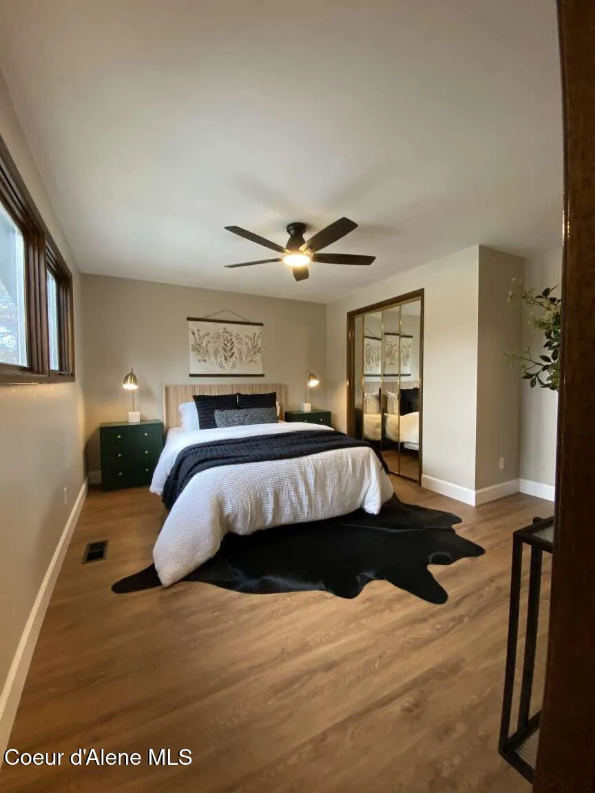 27603 Cottonwood Road Chattaroy, WA 99003