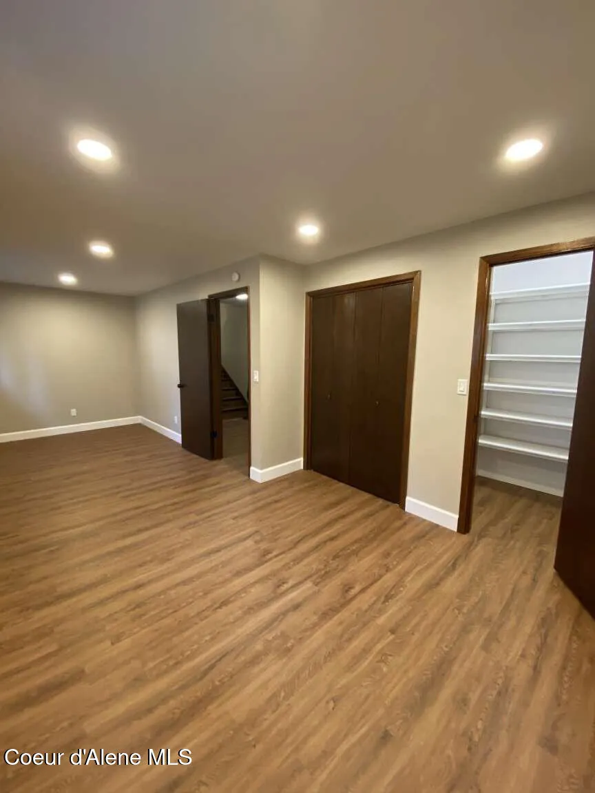 27603 Cottonwood Road Chattaroy, WA 99003