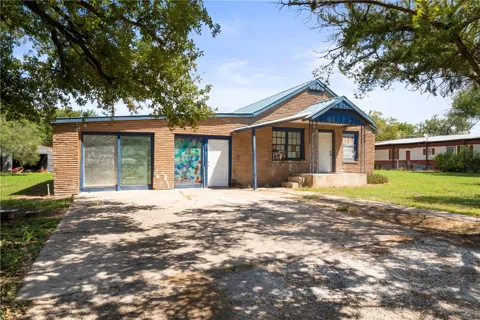 128 NW 6th Street