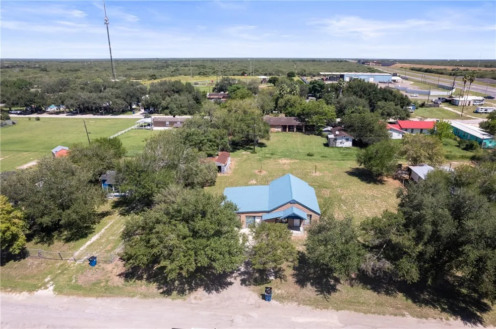 128 NW 6th Street Premont, TX 78375