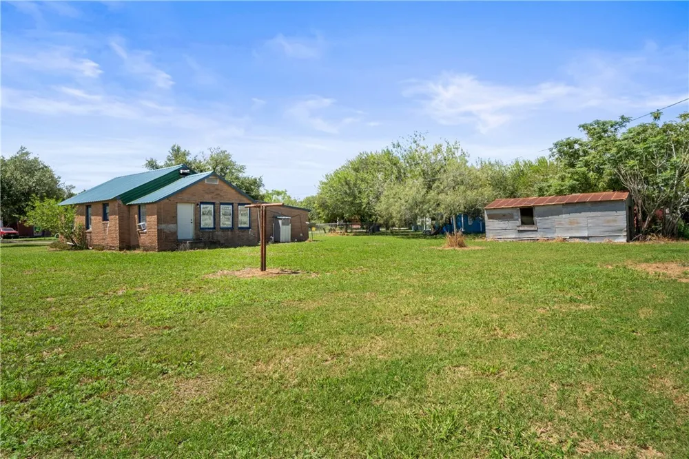 128 NW 6th Street Premont, TX 78375