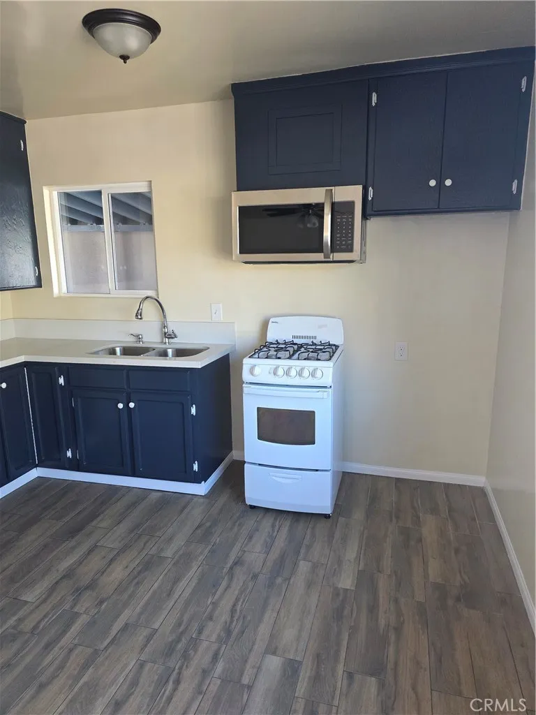 220 N. Saratoga East Los Angeles, CA 90033