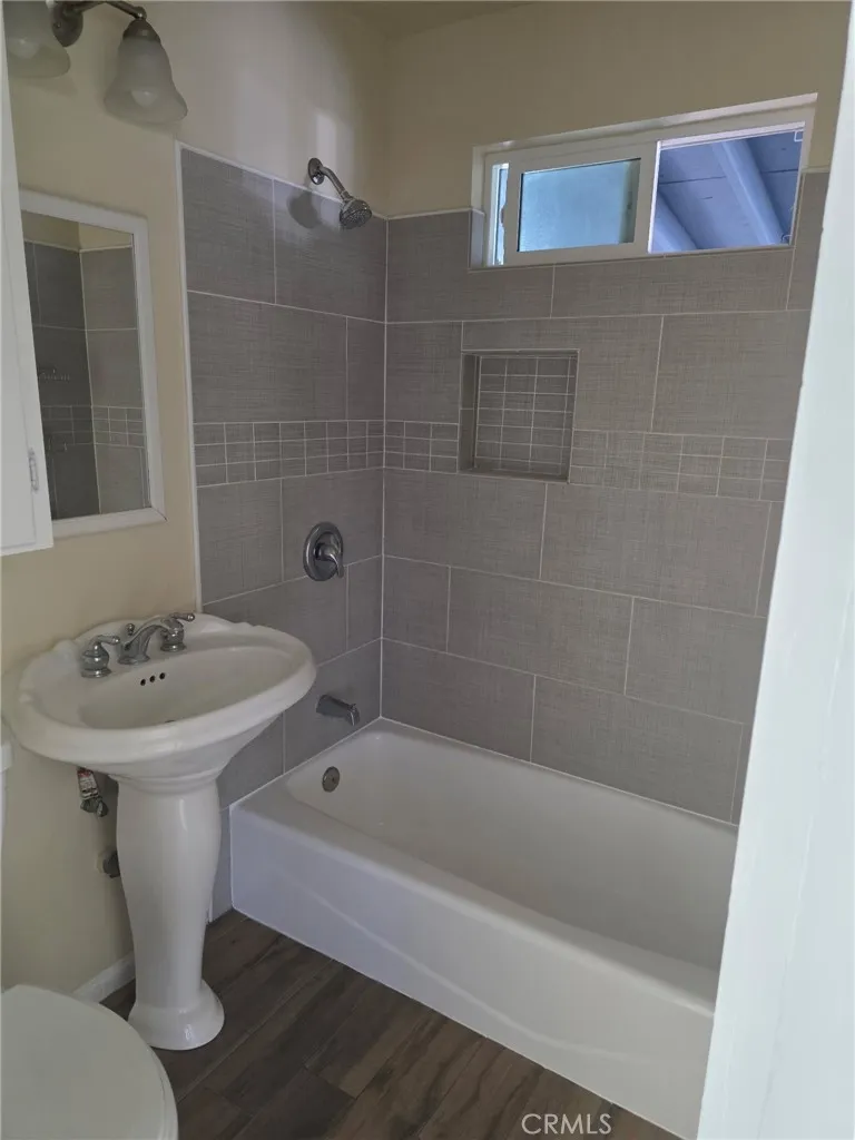 220 N. Saratoga East Los Angeles, CA 90033
