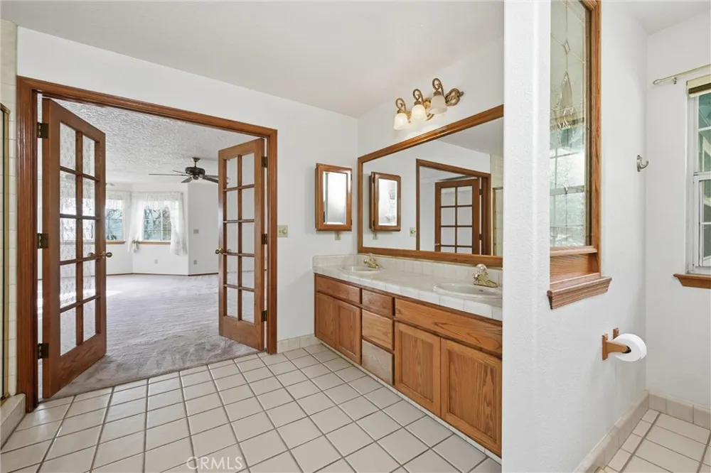 17785 Foothill Court Hidden Valley Lake, CA 95467