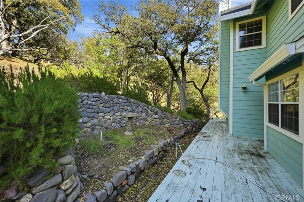 17785 Foothill Court Hidden Valley Lake, CA 95467