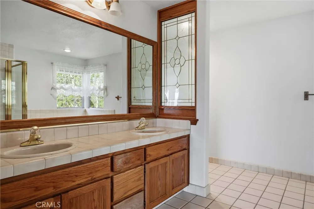 17785 Foothill Court Hidden Valley Lake, CA 95467