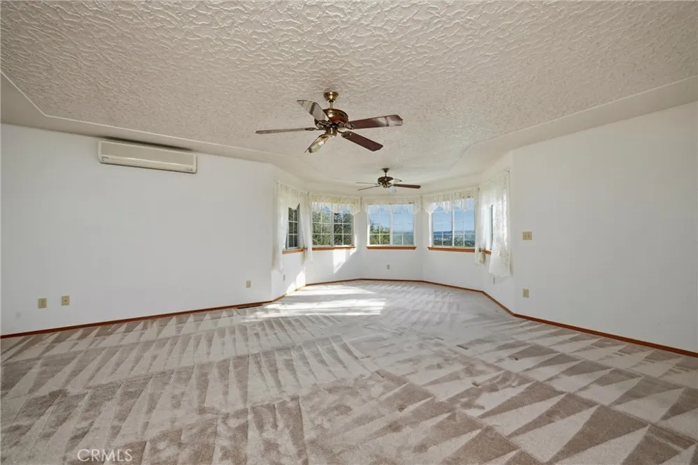 17785 Foothill Court Hidden Valley Lake, CA 95467