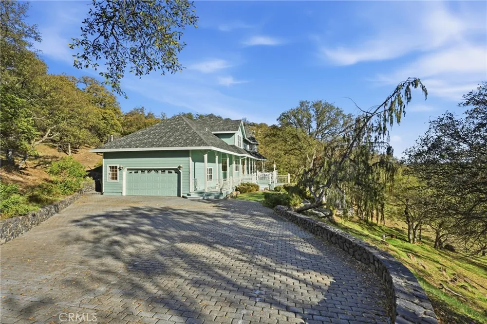 17785 Foothill Court Hidden Valley Lake, CA 95467