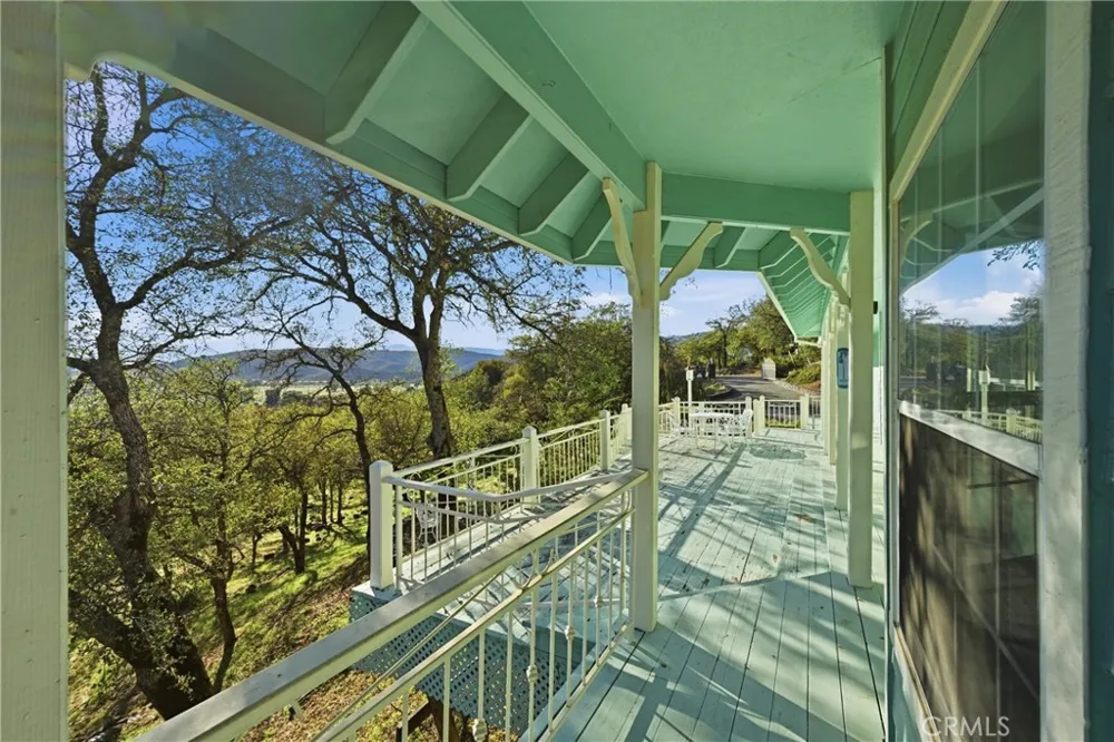 17785 Foothill Court Hidden Valley Lake, CA 95467