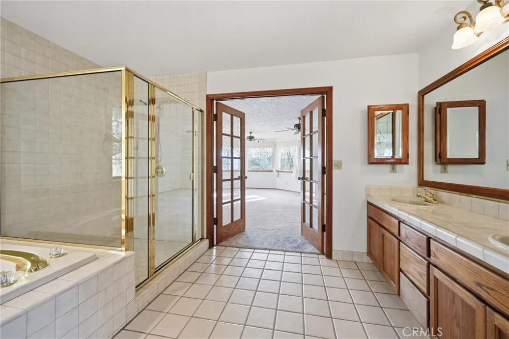 17785 Foothill Court Hidden Valley Lake, CA 95467
