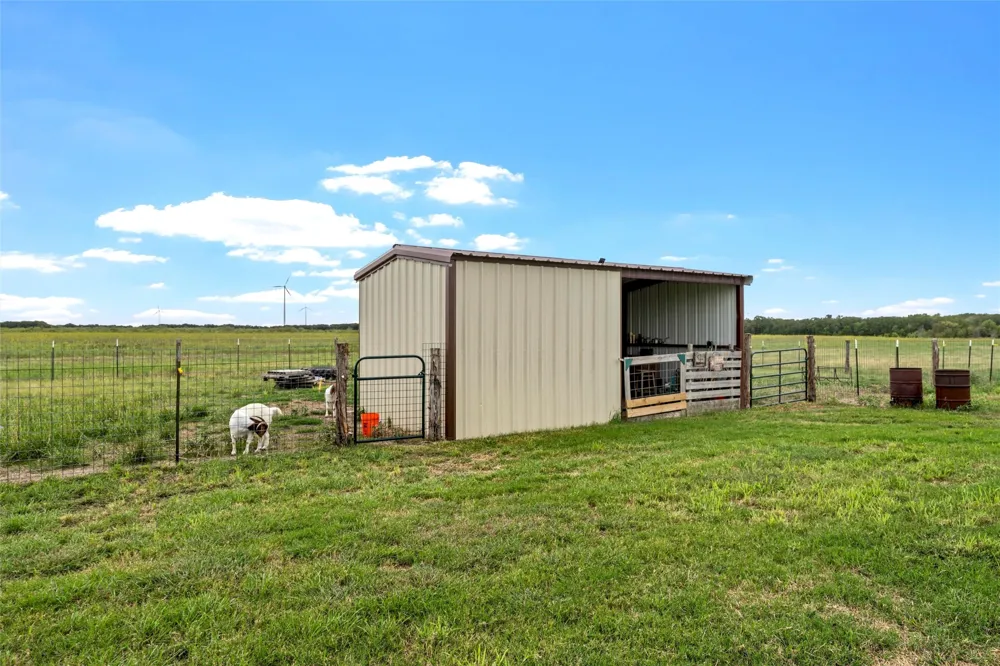 58 CR 102 ROAD Axtell, TX 76673