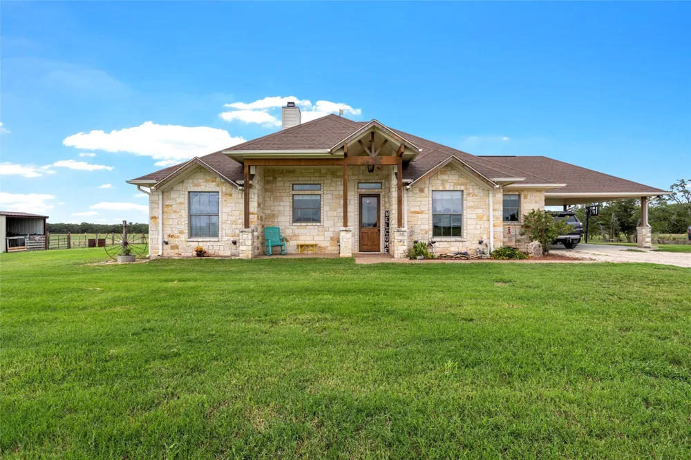 58 CR 102 ROAD Axtell, TX 76673