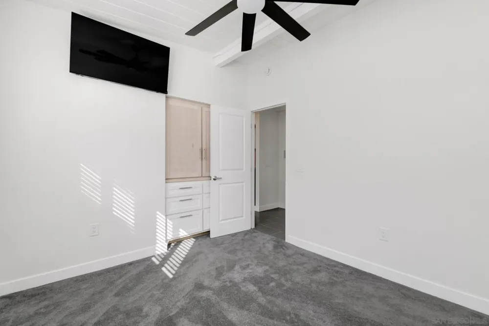 1680 Seacoast Drive Unit B #B Imperial Beach, CA 91932