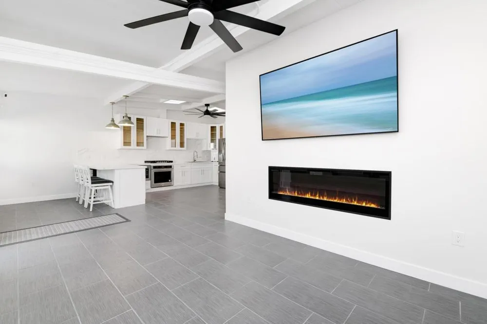 1680 Seacoast Drive Unit B #B Imperial Beach, CA 91932
