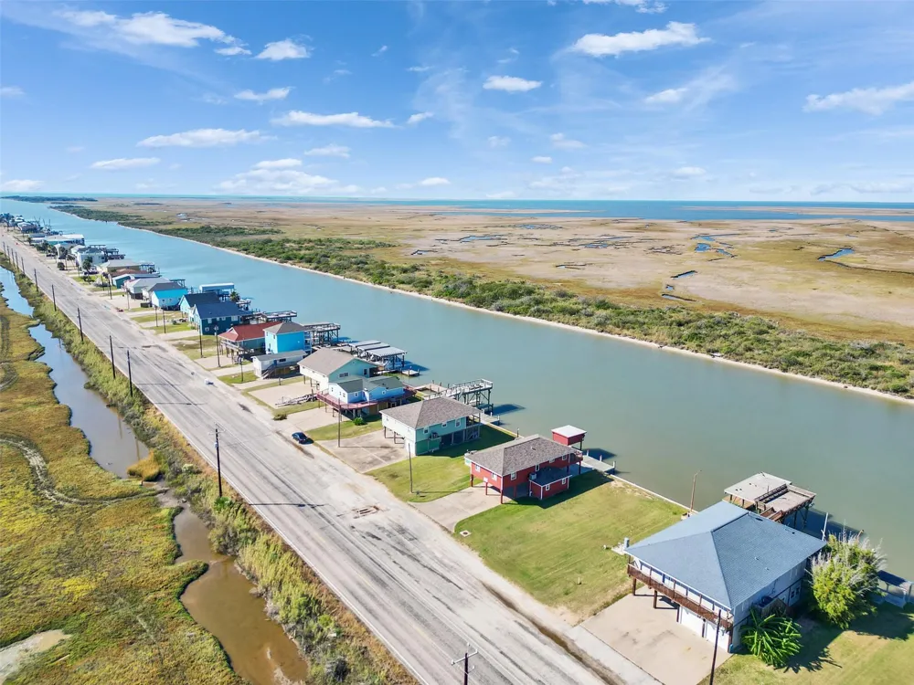 Fm-2031 Beach Road Matagorda, TX 77457