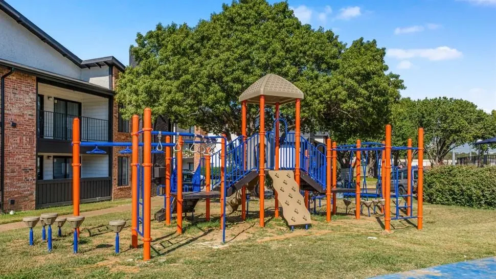 4600 West Pioneer Drive #216 Irving, TX 75061