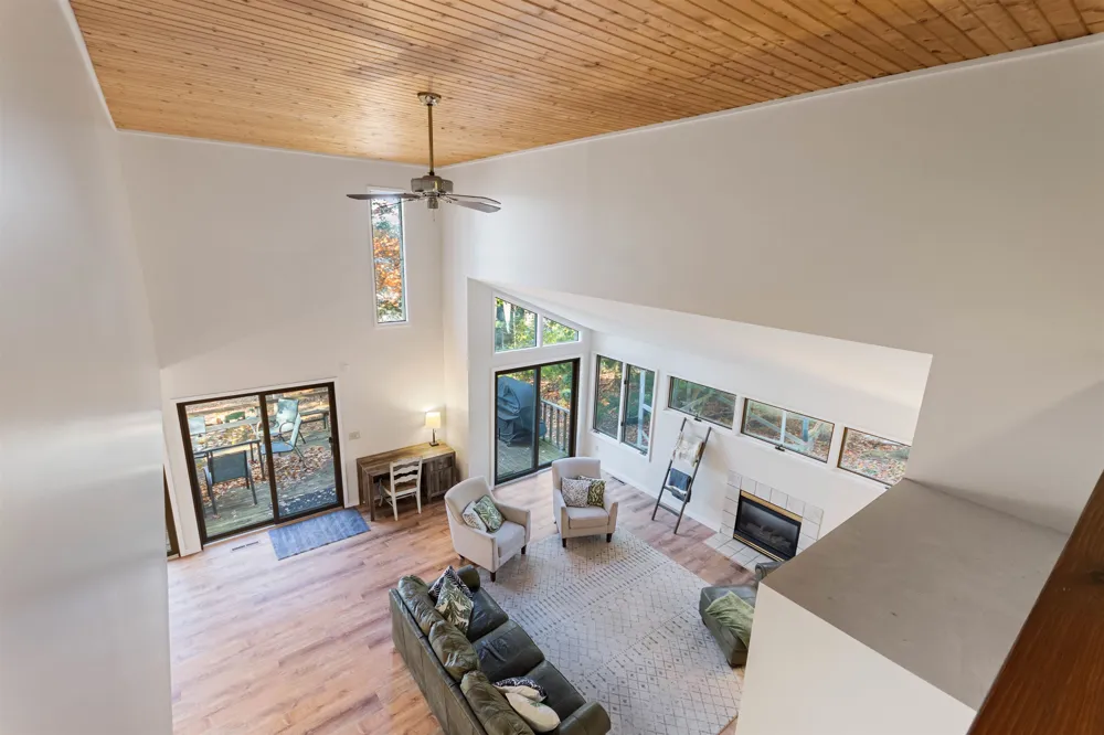 1335 W Outer Drive Long Lake Township, MI 49685