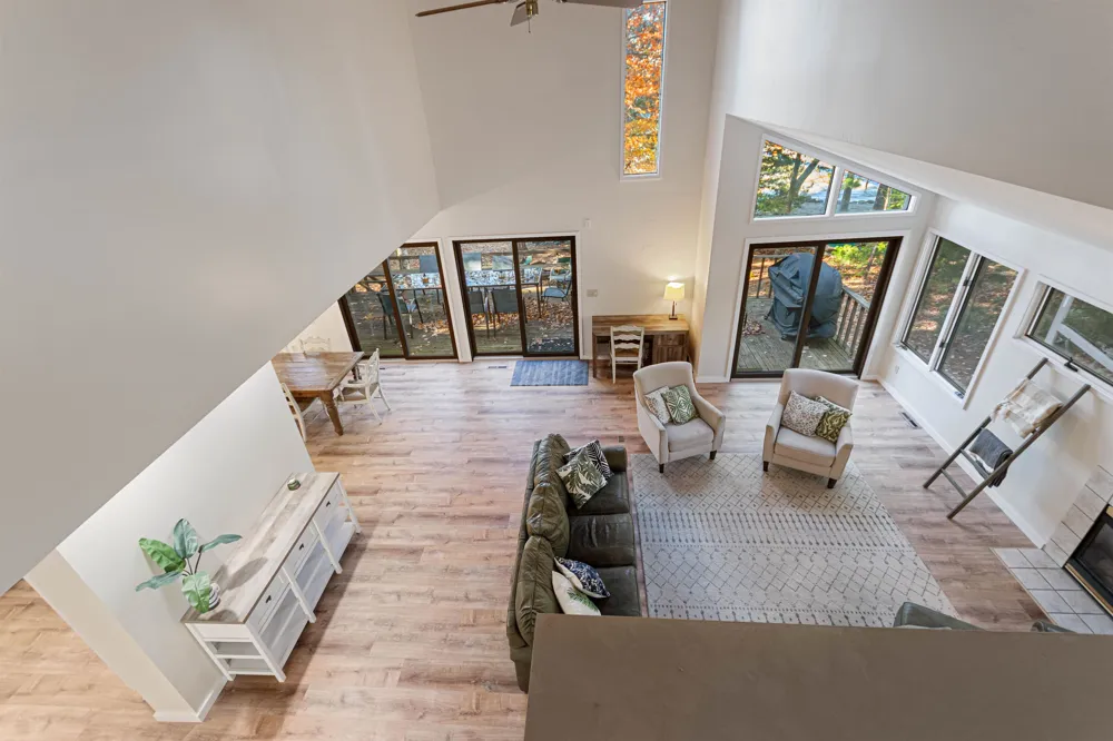 1335 W Outer Drive Long Lake Township, MI 49685