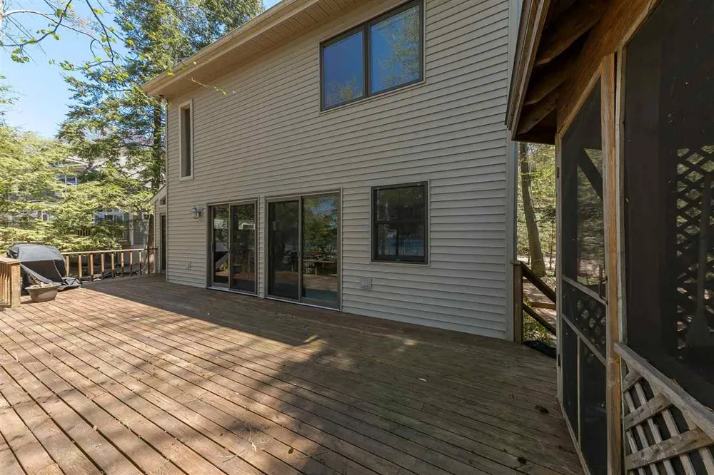 1335 W Outer Drive Long Lake Township, MI 49685