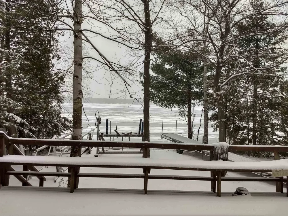1335 W Outer Drive Long Lake Township, MI 49685