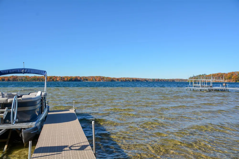 1335 W Outer Drive Long Lake Township, MI 49685