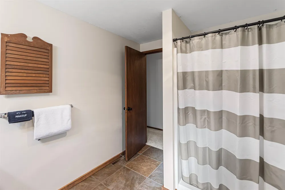 1335 W Outer Drive Long Lake Township, MI 49685